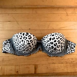 Snow leopard strapless bra